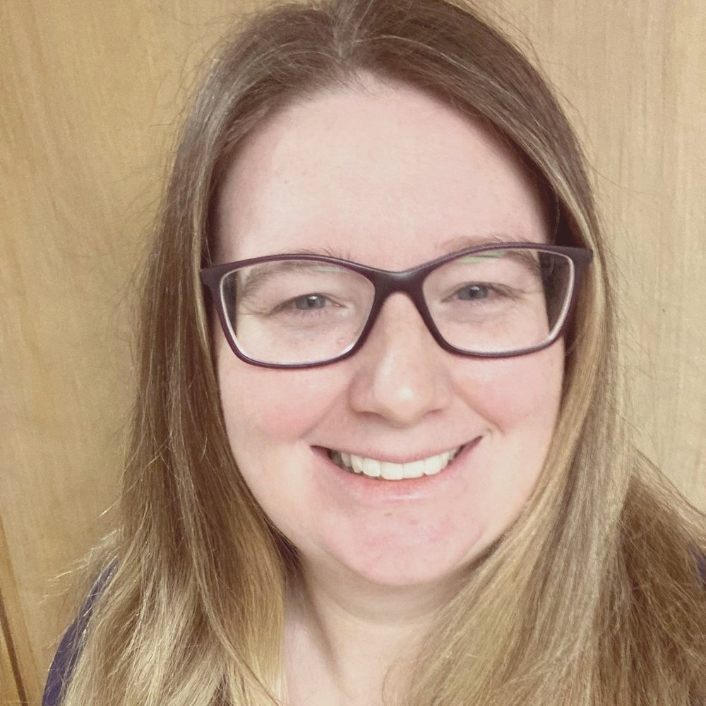 Meet your Posher, Candace 🌻